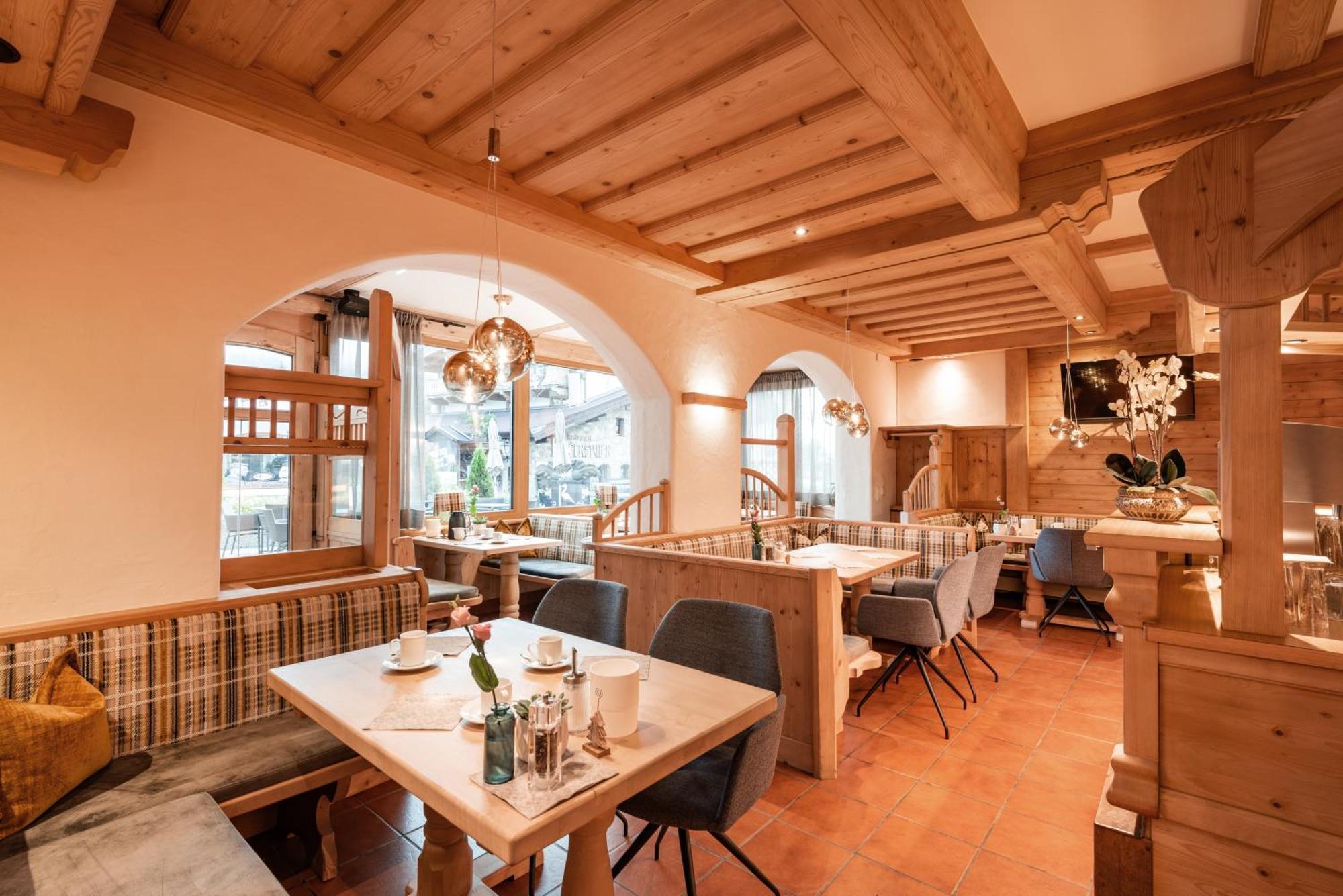 Alpen Glueck Hotel Unterm Rain Garni كيرشبرغ ان تيرول المظهر الخارجي الصورة